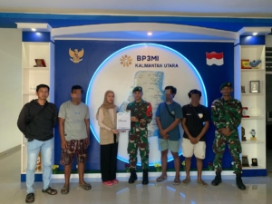 CPMI Ilegal Berhasil Diamankan, Satgas Pamtas RI-Malaysia Berhasil Menggagalkan Upaya Penyelundupan