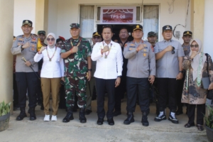 Pangdam VI/Mulawarman Dampingi Gubernur Kaltim Tinjau Kesiapan PSU di Mahakam Ulu
