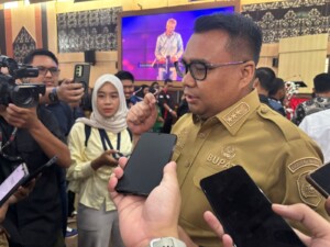 Bupati Kukar Pastikan Program Berobat Gratis dan Layanan Puskesmas 24 Jam Terus Diperkuat