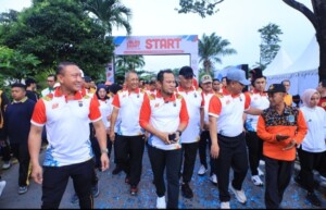 Jalan Sehat Hari Bhayangkara ke-79, Pangdam VI/Mlw Tegaskan Sinergitas TNI-Polri