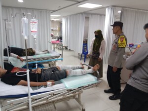 Warung Makan di Sungai Kunjang Terbakar, Dua Karyawan Alami Luka Bakar