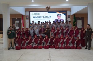 Lewat Field Trip, Kejari Kukar Ajak Pelajar SD Kenali Fungsi Kejaksaan dan Bahaya Narkoba