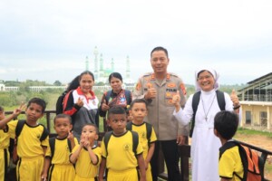 Lewat Program Polsanak, Polres Kutim Tanamkan Disiplin dan Tertib Berlalu Lintas Sejak Dini