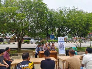 Satlantas Polres Kukar Imbau Pengendara Tertib Berlalu Lintas di Jembatan