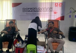 Alfamidi Samarinda Kumpulkan Puluhan Kantong Darah Lewat Aksi Donor