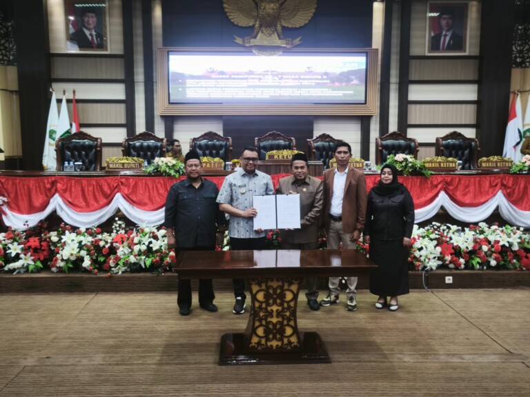 LKPJ 2025 Direkomendasikan, DPRD Kukar Sepakati Perda Perizinan Berbasis Risiko