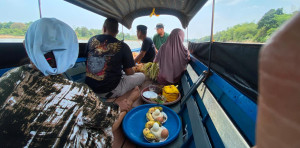 Ngalak Air dan Jejak Sejarah Sri Muntai dalam Persiapan Festival Batu Bumbun