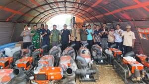 Kemarau Panjang, 11 Mesin Pompa Disalurkan untuk Bantu Pengairan Sawah di Kukar